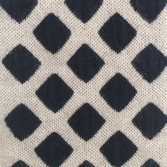 MISSONI Unisex XL Wool/Mohair Fringed Scarf - Picture 5 of 10